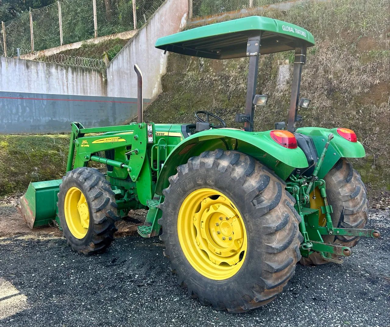 Trator Jhon Deere 5078e 