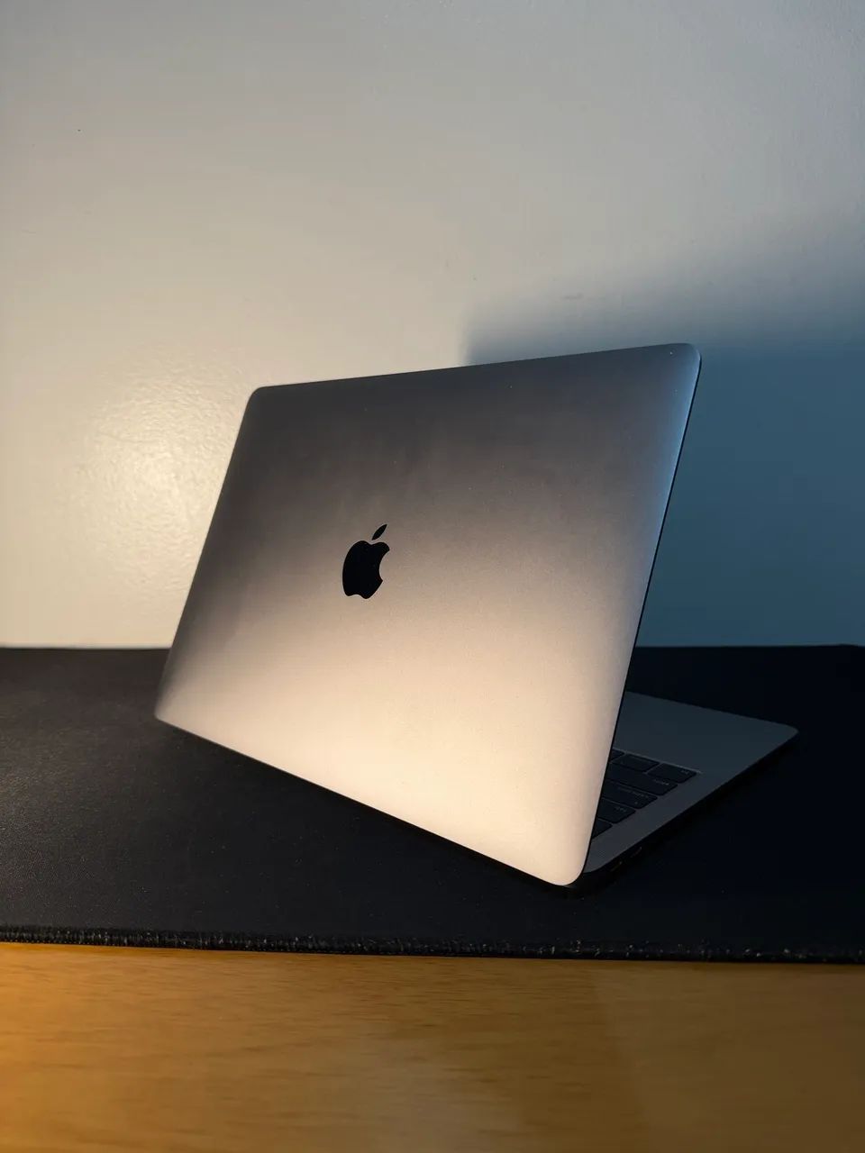 macbook air 2018 i5