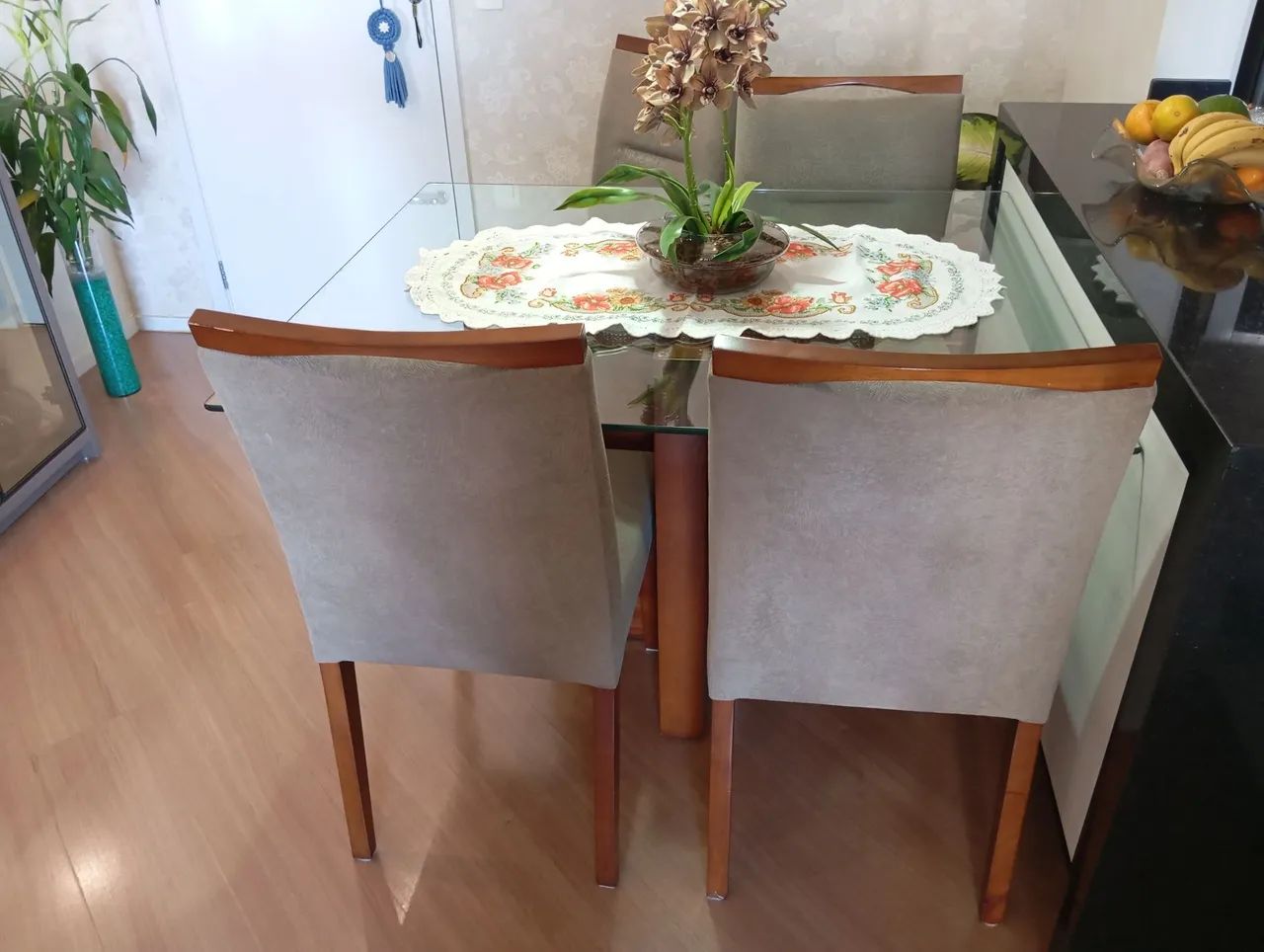 Mesa com 4 cadeiras  - Foto 3