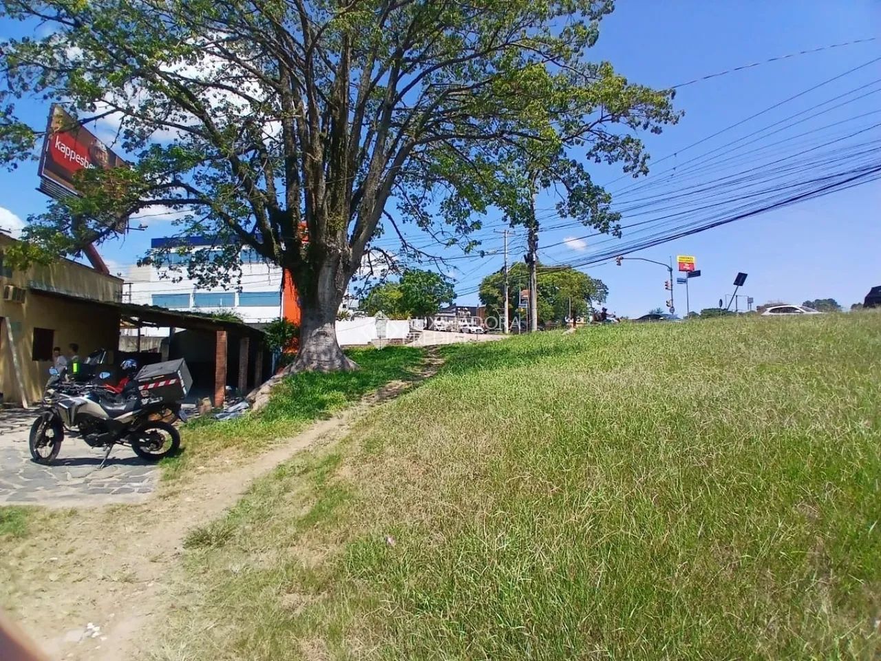 Terreno à venda no bairro Vila Jardim com área de 399 m² disponível para compra. - Foto 7