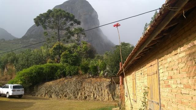 Belíssimo sítio em Pedra Aguda - Bom Jardim - RJ - Foto 13
