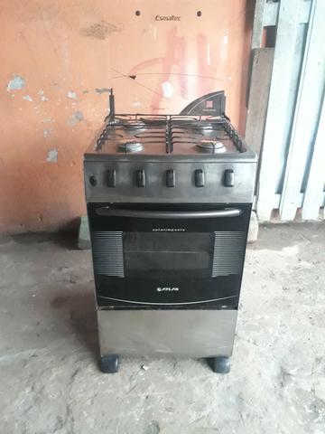 Vende um fogao inox de 4 bocas 250 reais