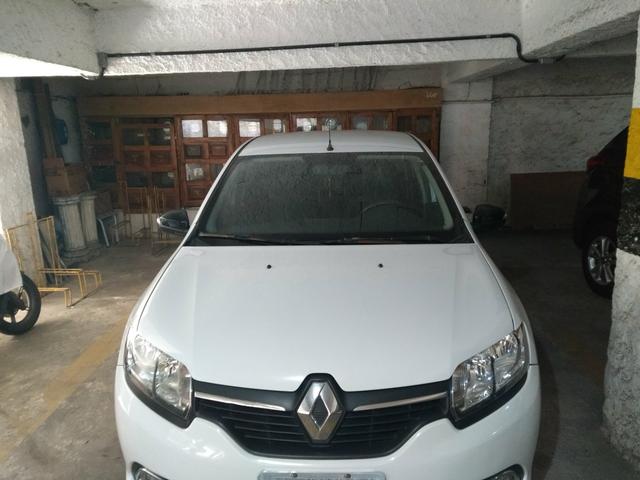 Renault Logan Exclusive 1.6