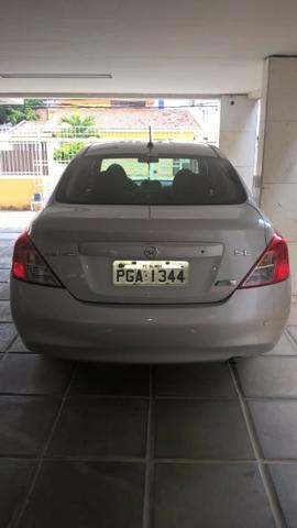 Nissan Versa SL 1.6 16v Flex 2013/2014 - Foto 2
