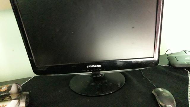 Pc hp500 AGD 7GB Monitor 20 polegada Samsung - Foto 2