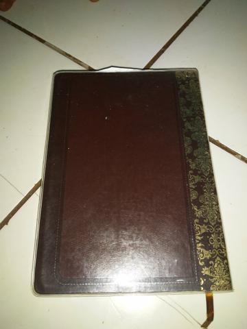 Biblia de estudo - Foto 2