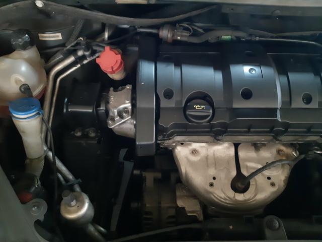 Peugeot 307 Presence Pack Hatch 1.6 Com Teto - Foto 5