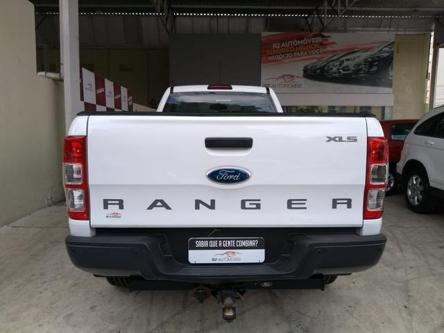 Ford 2014 ranger xls 2.5 Flex cabine simples branca completa impecável confira - Foto 11