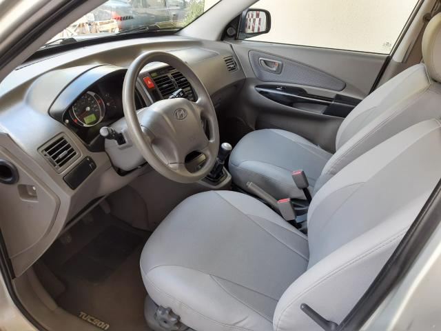Hyndai 2014 Tucson Gl 2.0 Flex mecânico completo prata couro impecável - Foto 9