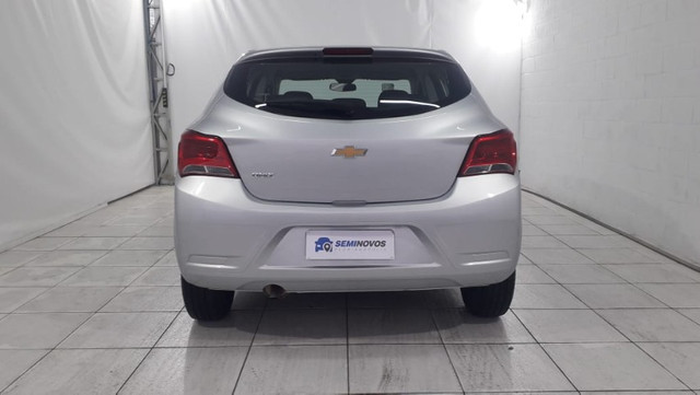 Onix Joy 1.0 Baixíssima KM - Foto 6