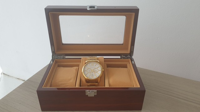 Relógio Technos dourado