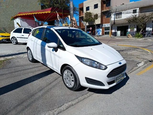 Ford NEW FIESTA TITANIUM 1.6 16V P.SHIFT - SóCarrão