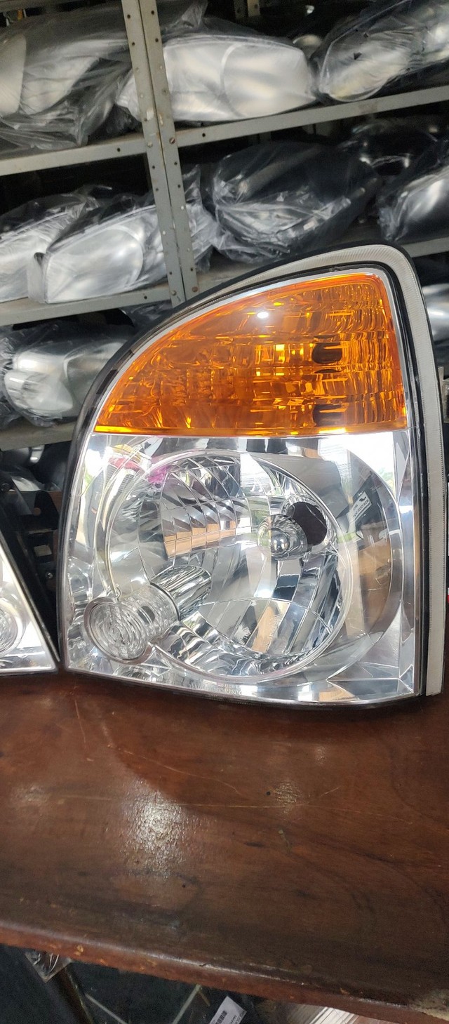 Farol Hyundai HR 2006 2012 cromado - Foto 4