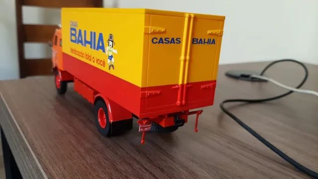 Miniatura Caminhões Brasileiros Casas Bahia Mercedes-Bens