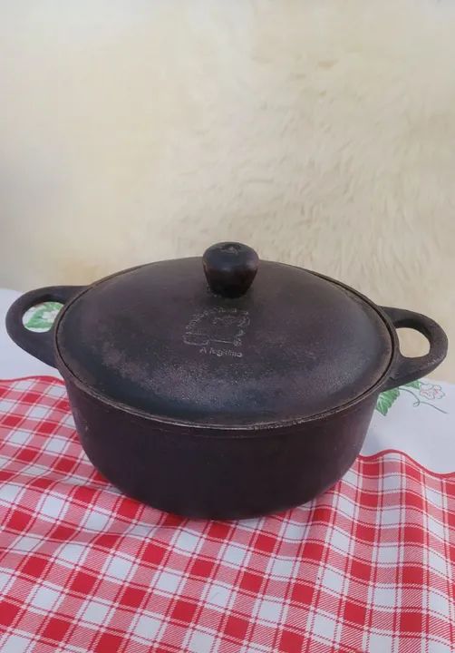 Panela de Ferro Fundido Antiga Panela da Vovó A Legítima