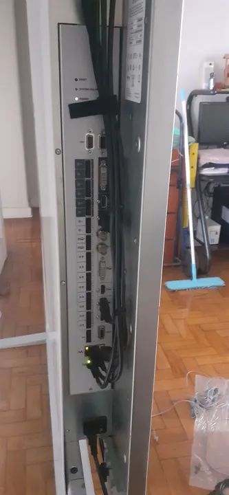 Videoconferência CISCO MX800S monitor de 70 polegadas - Foto 5