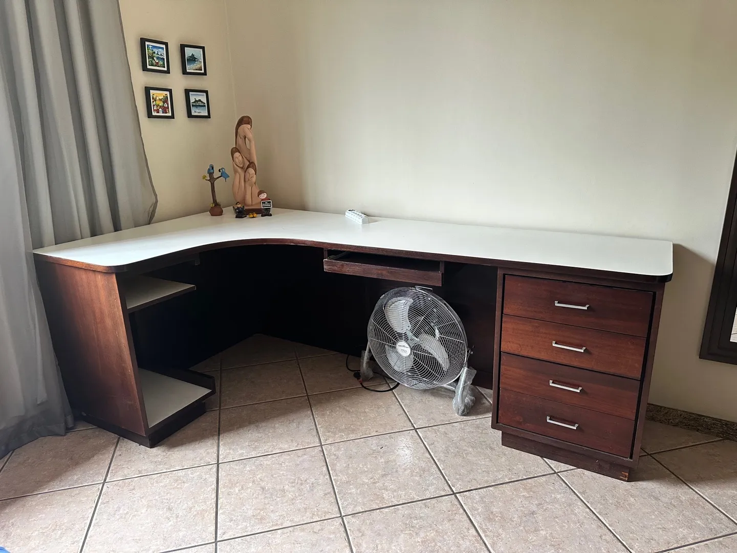 Mesa em L, escrivaninha, home office! Feita por marceneiro!