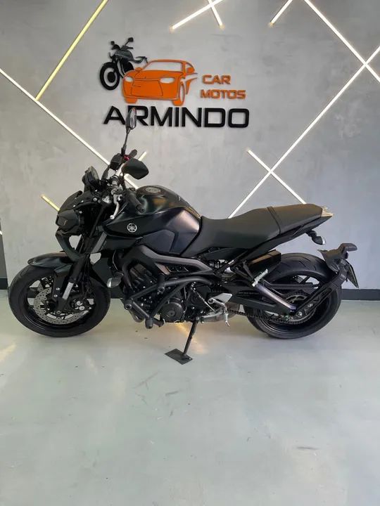 Yamaha MT-09 ABS - Ano 2022 - 5 mil km  - Foto 2