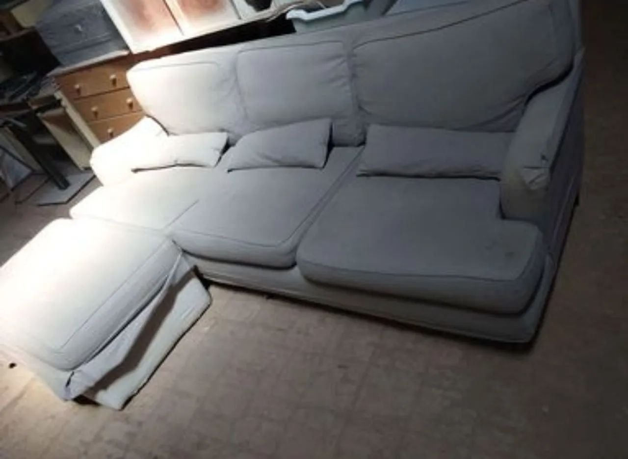 Sofa mede 2,40x87
