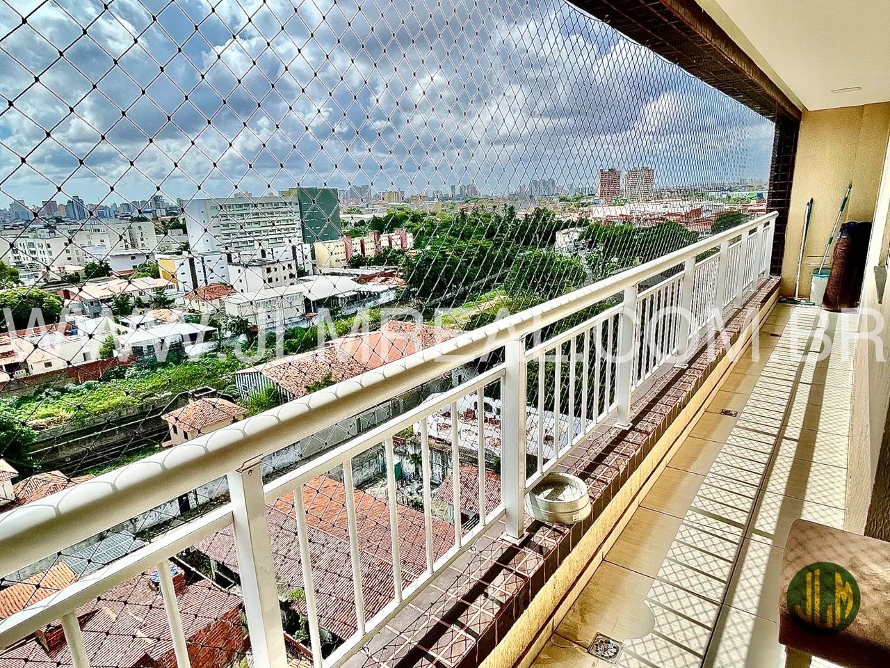 VENDO APARTAMENTO COM 81m², 3 QUARTOS, 2 VAGAS NO BAIRRO JACARECANGA - FORTALEZA - CEARÁ