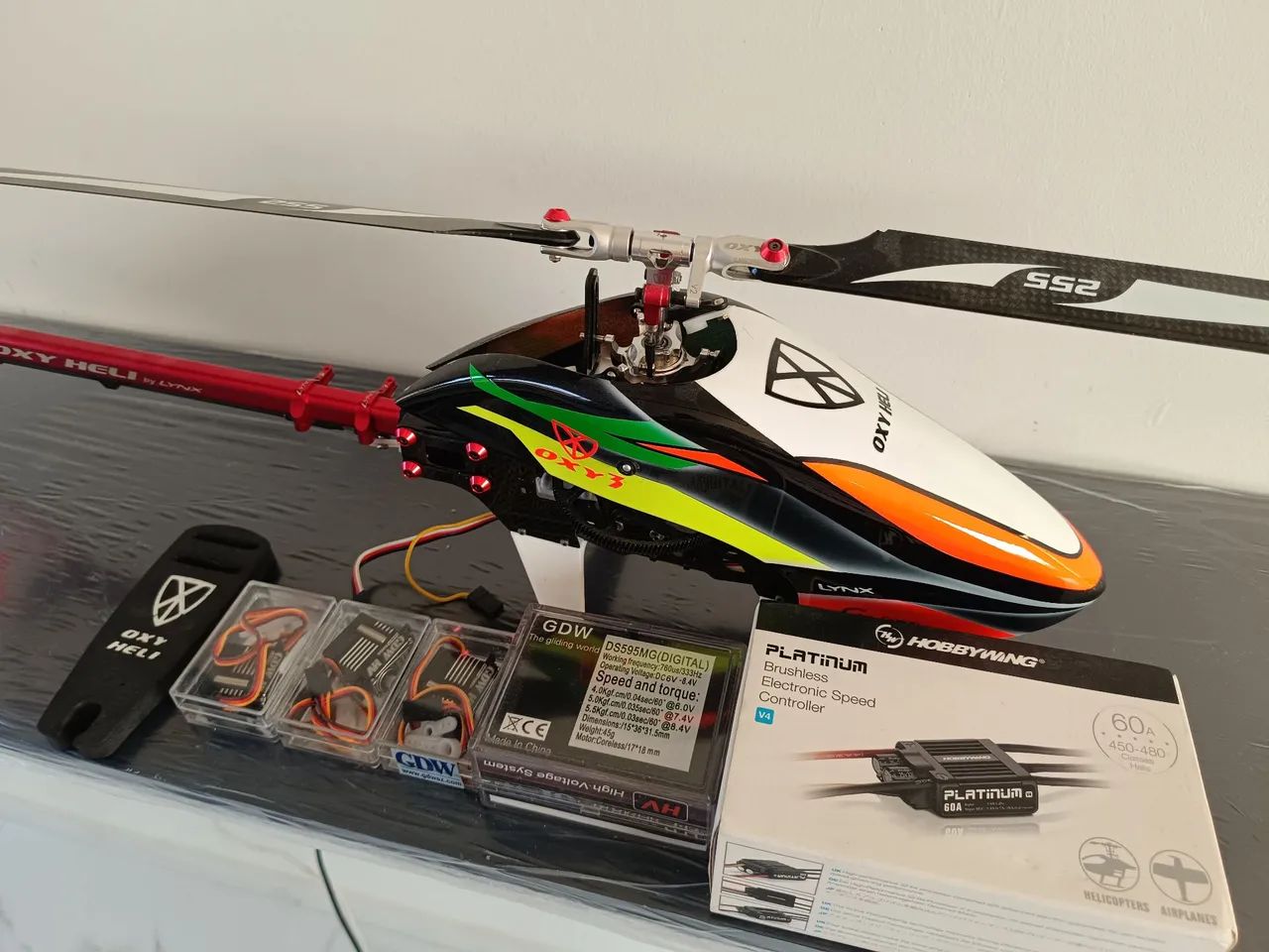 Helicóptero Oxy 3 Semelhante ao Trex 450 Rádio Controlado 