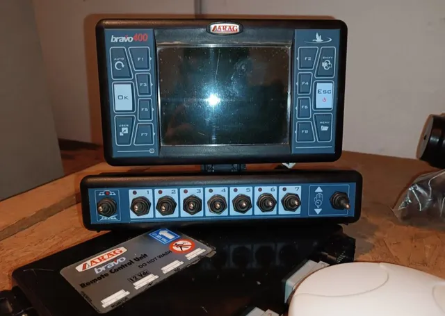 Controlador de vazão gps Bravo 400 corte de seção automático