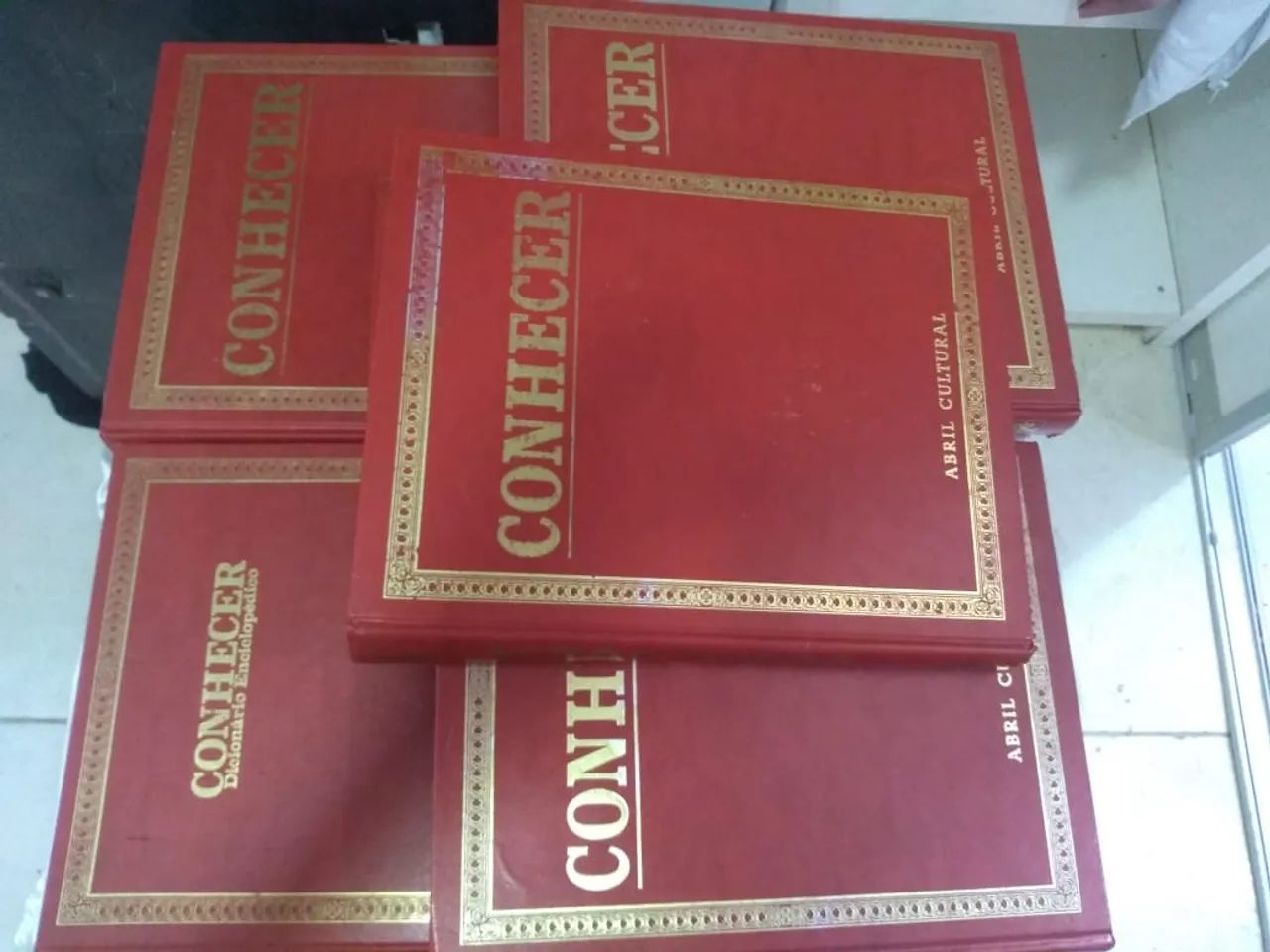 Enciclopédia Conhecer - Edições Abril Cultural