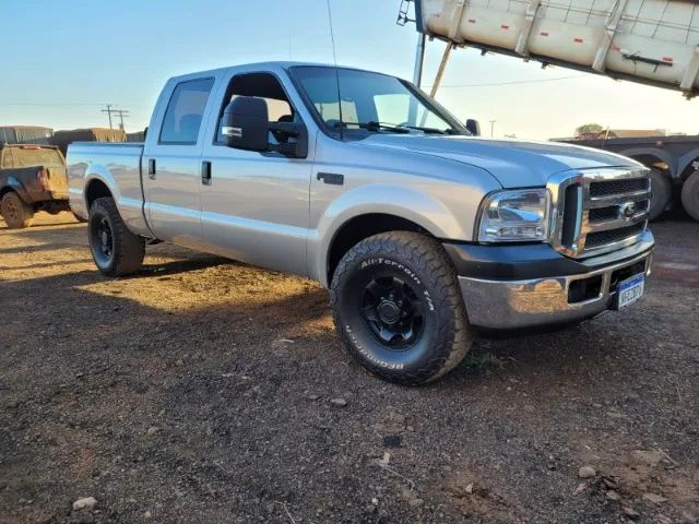 F-250 4X2 C. Dupla  Motor MWM - Foto 2