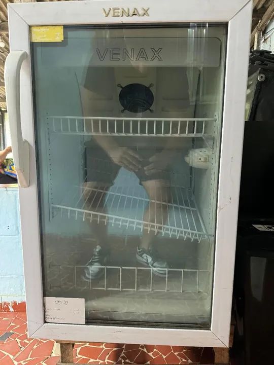 Frigobar Venax Branco - 82 Litros