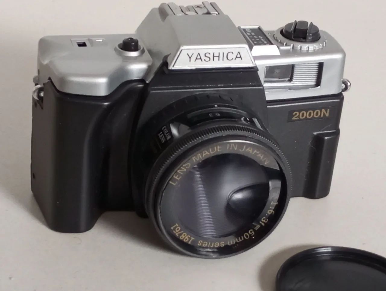 Câmera Yashica