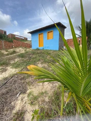 Chalé pronto pra morar com terreno grande
