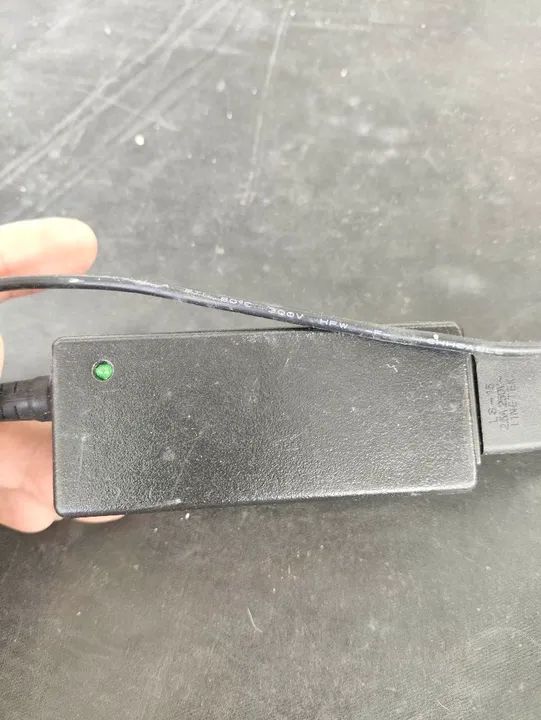 Fonte de netbook 19V 2,1A - Foto 5