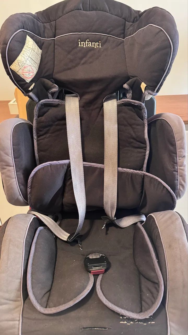  Vendo Cadeirinha Infantil de Carro - SEMI-NOVA - Foto 2