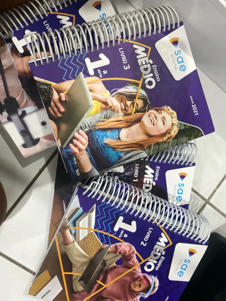 Livros do Ensino Médio para doação