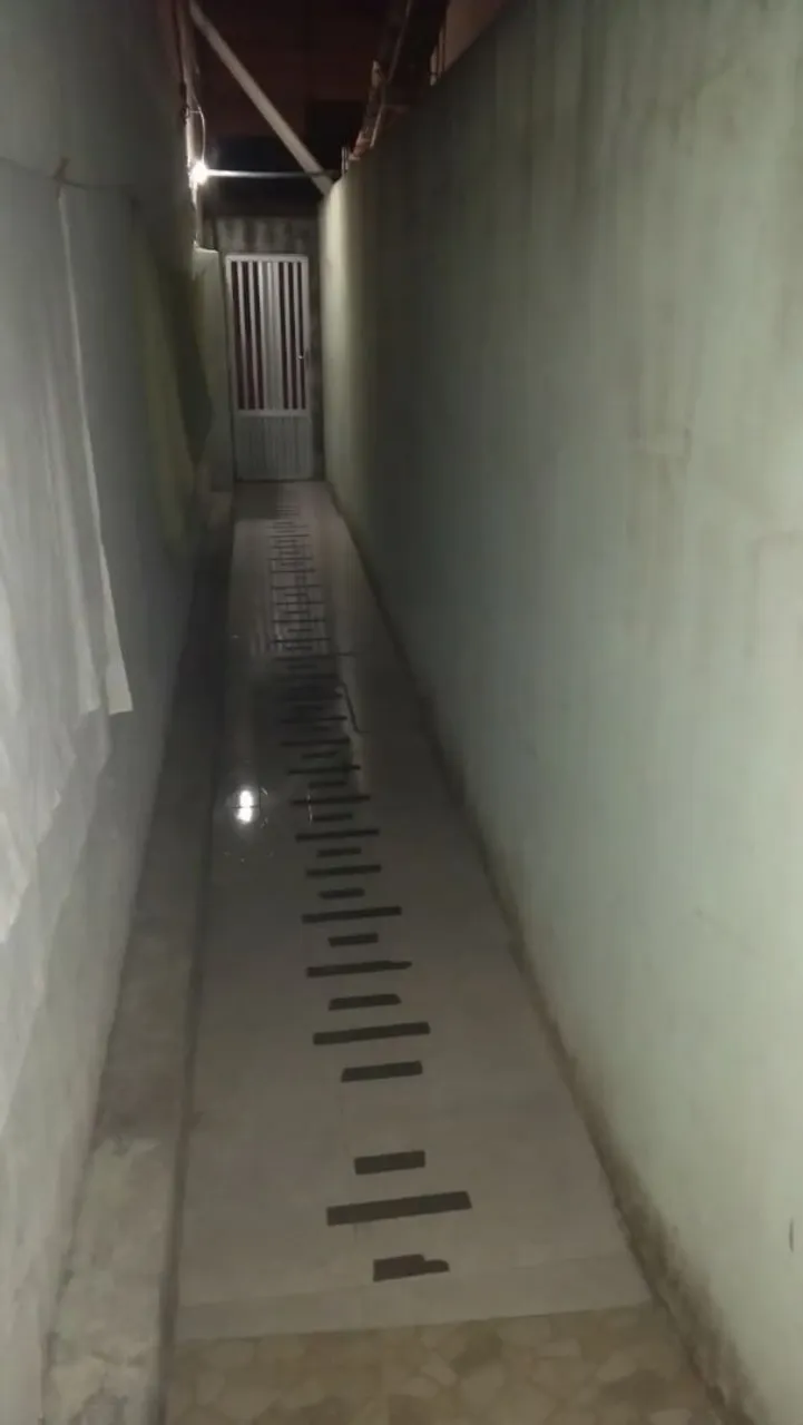 Alugo casa