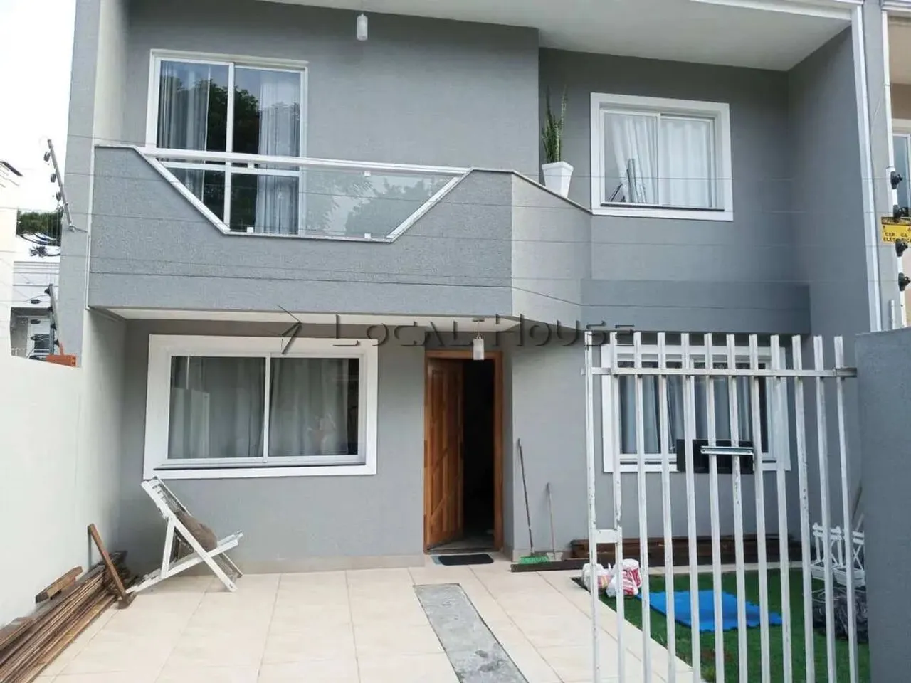 Sobrado à venda em Curitiba, Boqueirão, com 3 quartos, 120m²