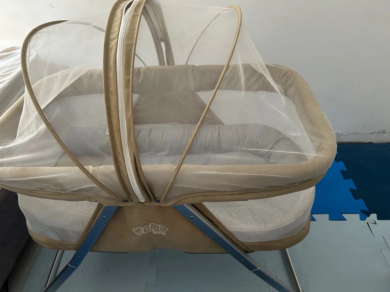 Berço dobrável com mosquiteiro64301928671490120