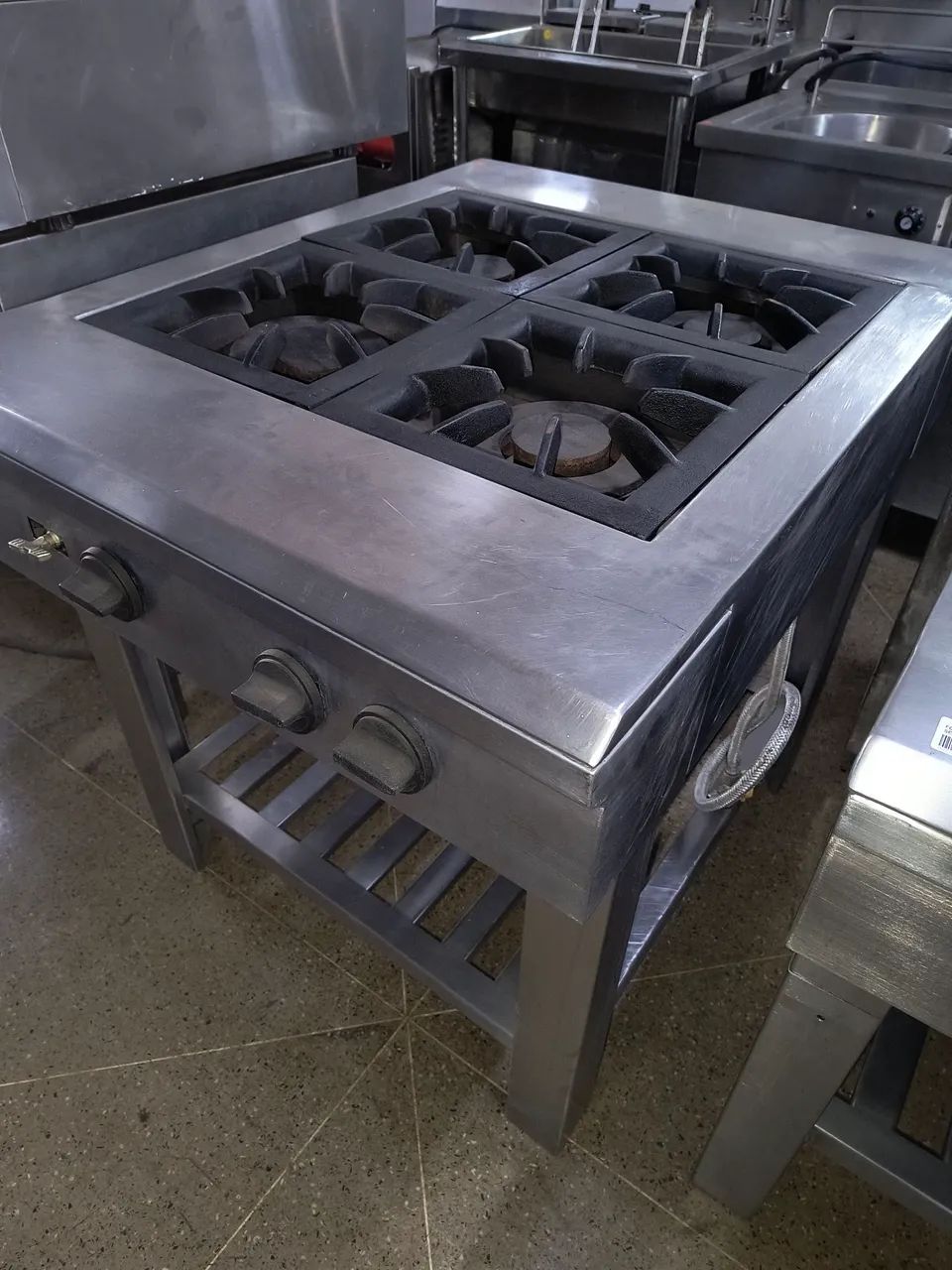  Fogão Industrial Inox 4Bocas Duplas Tipo Ilha Servinox - Ótimo Estado  - Foto 4