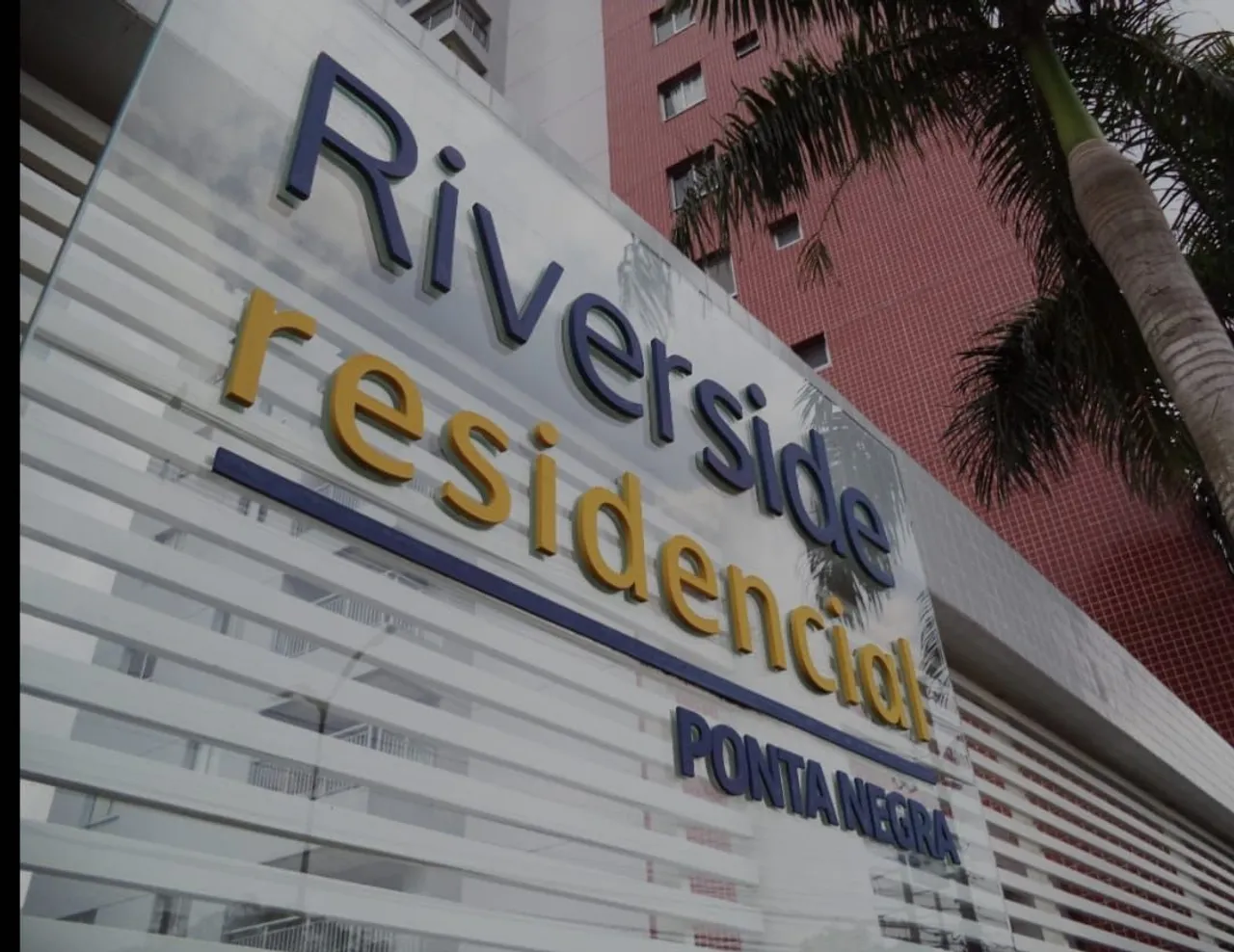 Condominio River Side - Venda Apartamento 100% mobiliado, na Ponta Negra
