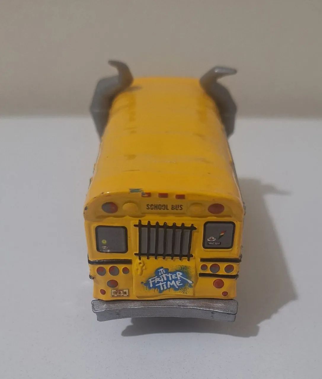 Ônibus escolar do filme Carros - Foto 3