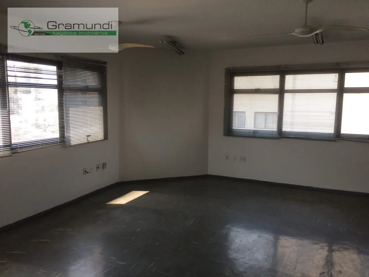 Sala em Bosque da Saúde - São Paulo