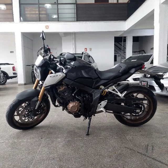 CB 650R 2022