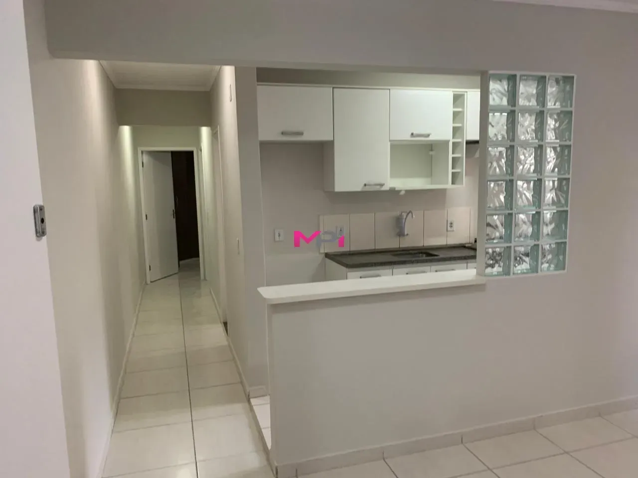APARTAMENTO A VENDA NO CONDOMÍNIO MORADA DOS PÁSSAROS (SABIAS) - JUNDIAÍ. 54 metros.
