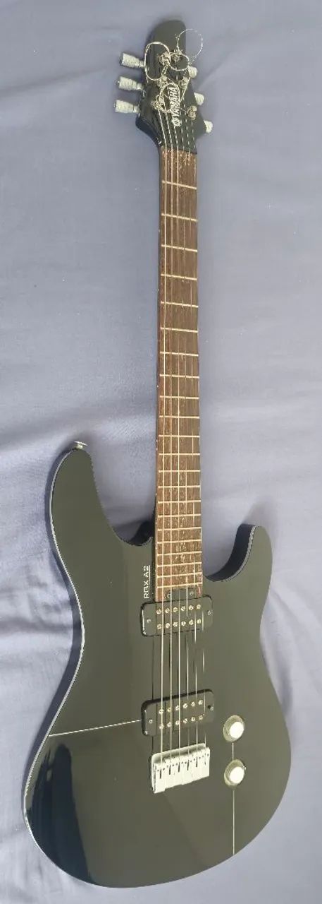 Guitarra Yamaha RGX A2 - PRETA - Instrumentos musicais