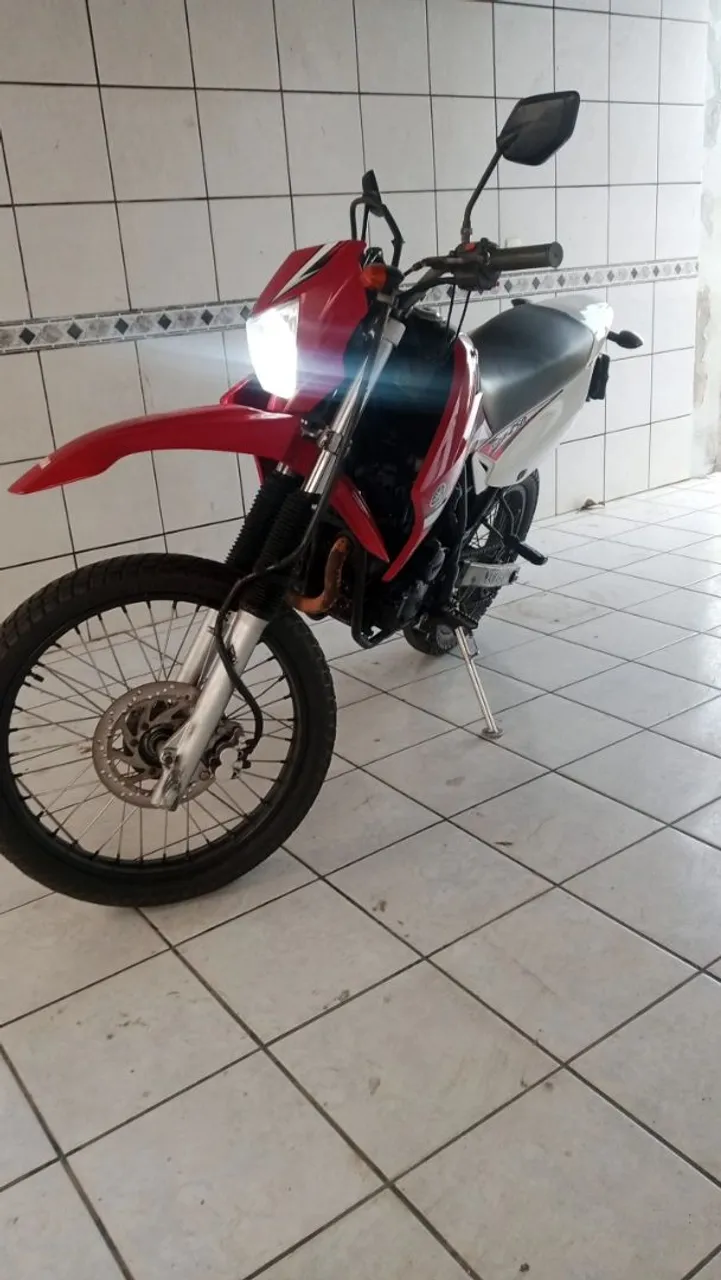 Yamaha xtz lancer 250