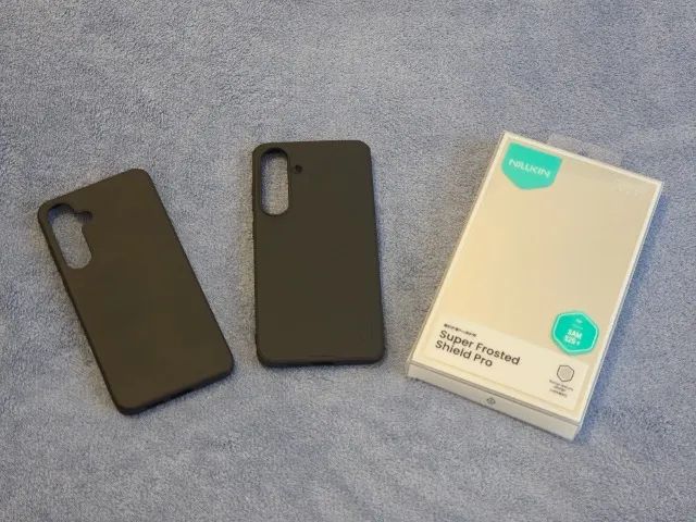 Nillkin Capa Anti Impacto Frosted Pro Compatível com Galaxy S25 Plus
