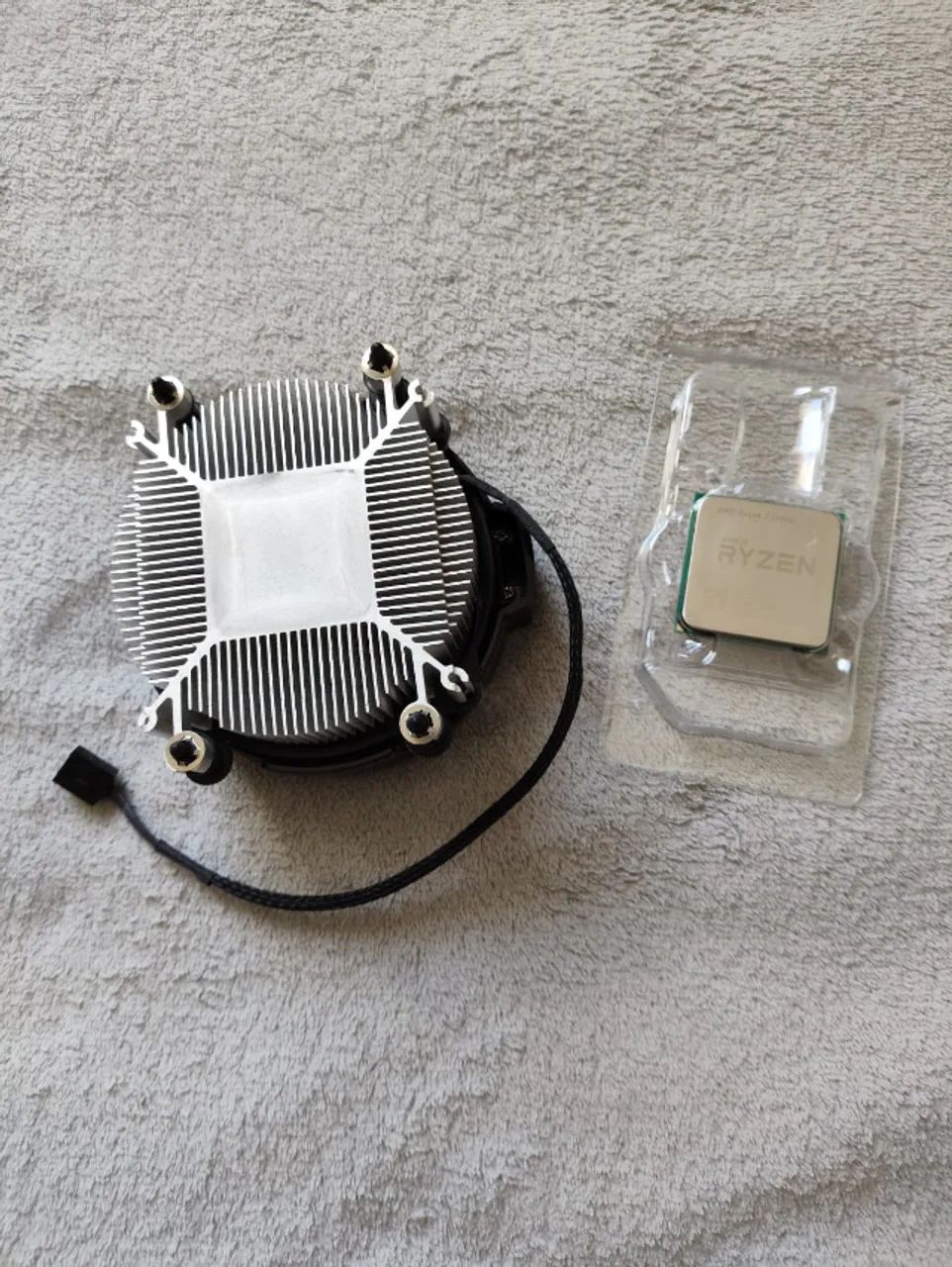 CPU AMD Ryzen 3 3200 G + Cooler Original AMD - Foto 6