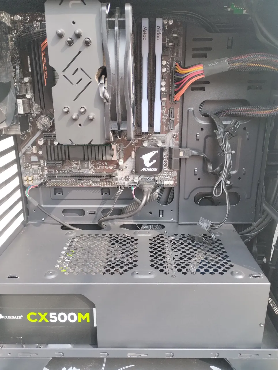 PC Gamer Ryzen 5600g semi-novo 