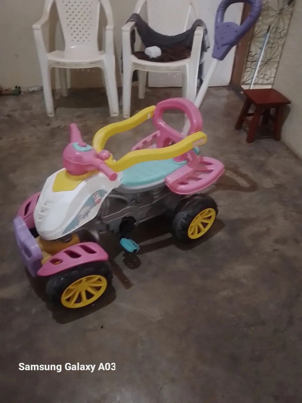 Quadriciclo infantil  - Foto 3