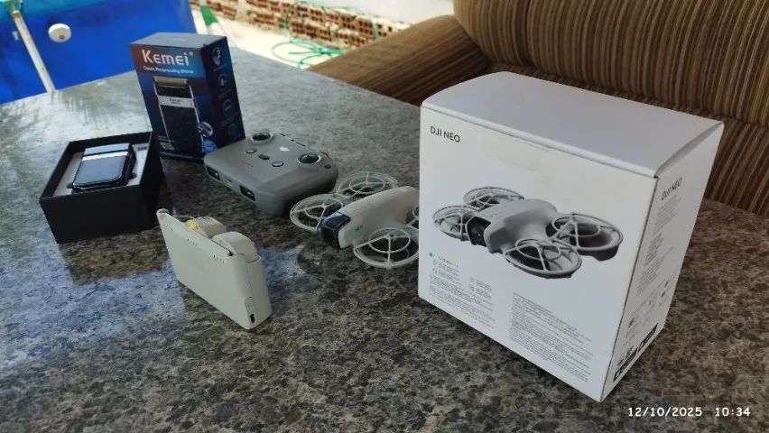 Drone Dji neo e Barbeador Kemei64290272916097121